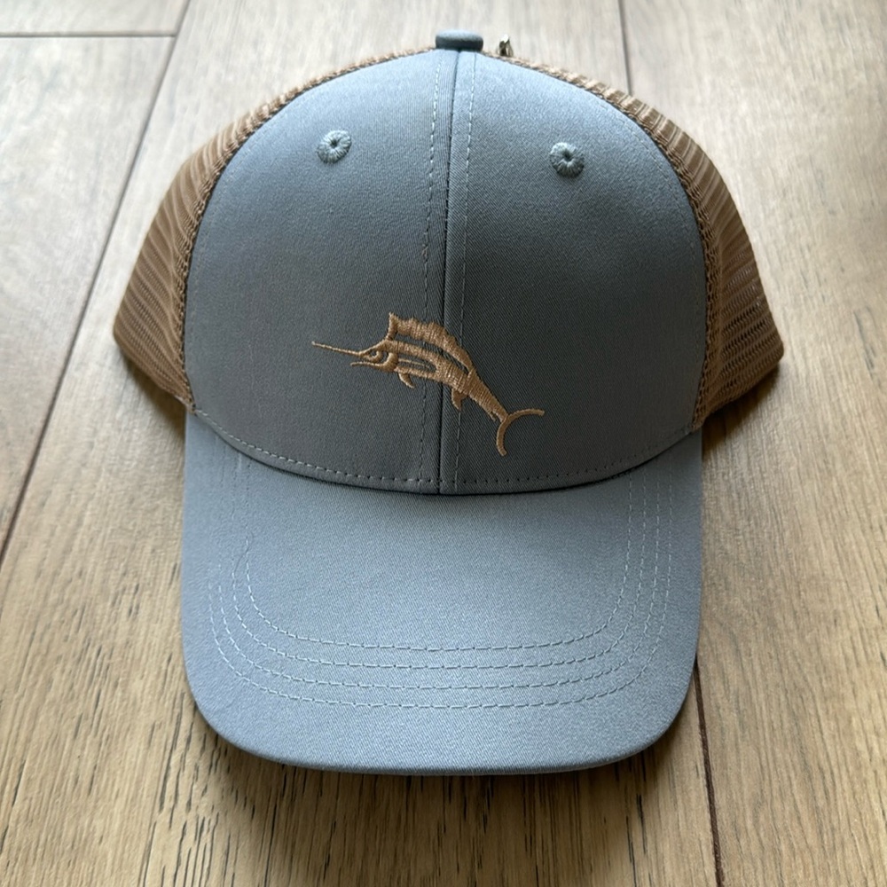 NWT Tommy Bahama Tip Your Hat Signature Cocktail Adjustable Brimmed Gray Hat
